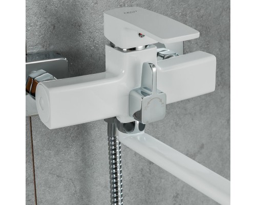 Смеситель для ванны FRUD R22153, белый