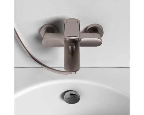 Смеситель д/ванны и душа Abelsberg UNF25747BN Lineara, титан