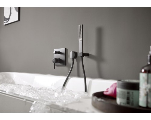 Ручной душ Hansgrohe Rainfinity 100 26866670, 1 тип струи, чёрный матовый