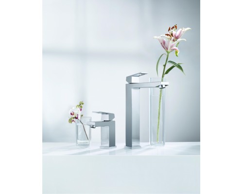 Смеситель Grohe Eurocube 23406000 для раковины высокий