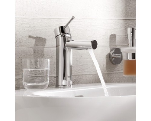 Смеситель для раковины Grohe Essence+ 23379001, с донным клапаном, хром Смеситель для раковины Grohe Essence+ 23379001, с донным клапаном, хром