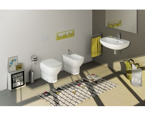 Приставной унитаз Ideal Standard Tesi AquaBlade® T007701, безободковый