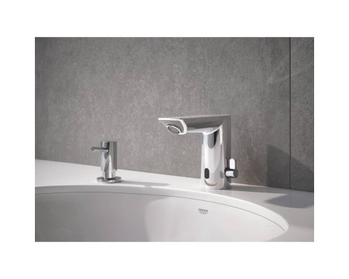 Смеситель Grohe Bau Cosmopolitan E 36451000 для раковины, с инфракрасным управлением, на батарейках