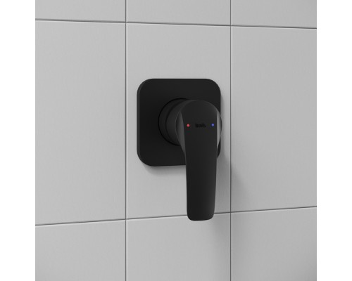 Душевая система IDDIS Optima Home с тропическим душем, матовый черный (OPHBL01i66) Душевая система IDDIS Optima Home с тропическим душем, матовый черный (OPHBL01i66)