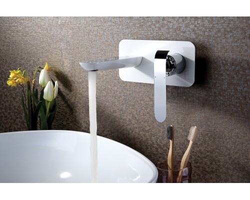 Смеситель для раковины Lemark Melange (LM4926CW) Смеситель для раковины Lemark Melange (LM4926CW)