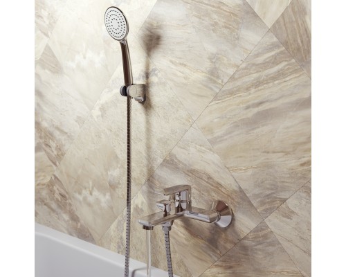Смеситель для ванны 35k MIXLINE ML26-01 "Life" (550760) Смеситель для ванны 35k MIXLINE ML26-01 "Life" (550760)