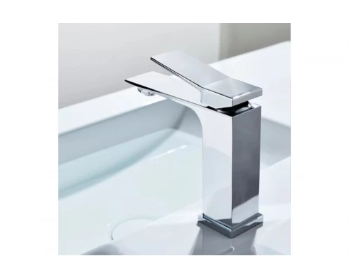 Смеситель для умывальника из латуни Ganzer GZ05111 хром