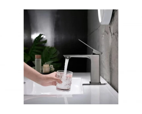 Смеситель для умывальника из латуни Ganzer GZ05111-Q графит