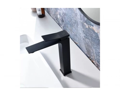 Смеситель однорычажный для раковины-чаши Ganzer GZ05112-C черный