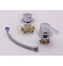 Смеситель для душевой кабины 2-ух режимный под накидную гайку 1/2 наружная Hansen HL39032