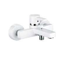 Смеситель для ванны KLUDI ZENTA 386709175 с изливом с подключением шланга