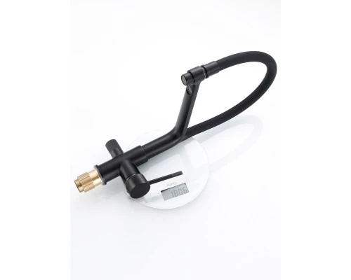 Смеситель "WaterHouse" для кухни с гибким съемным изливом и подключением к фильтру из латуни (черный)