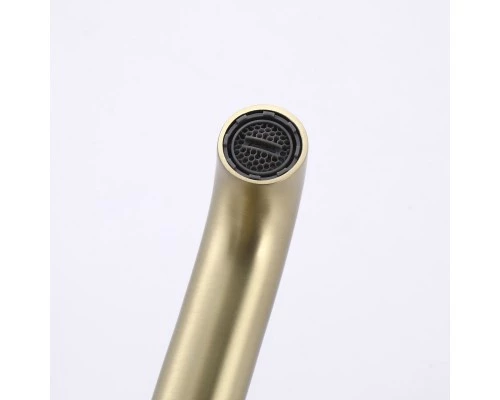 Смеситель для раковины в ванную из латуни низкий WaterHouse (матовое золото)