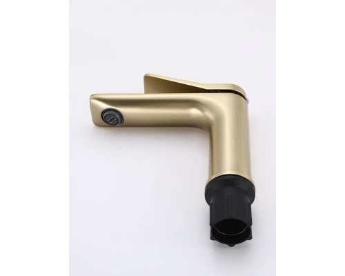 Смеситель для раковины в ванную низкий из латуни WaterHouse (матовое золото)