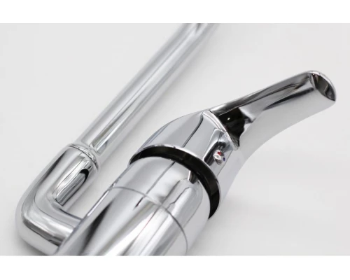 Смеситель для кухни из латуни с поворотным изливом Ganzer GZ03021