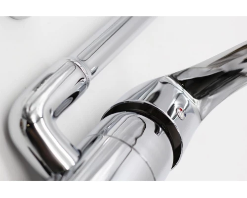 Смеситель для кухни из латуни с поворотным изливом Ganzer GZ03021