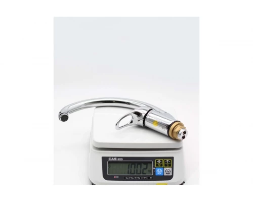 Смеситель для кухни из латуни с поворотным изливом Ganzer GZ08021