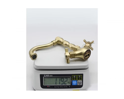 Смеситель для раковины из латуни Ganzer GZ15013-D с поворотным изливом