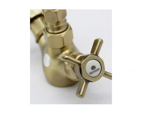 Смеситель для раковины из латуни Ganzer GZ15013-D с поворотным изливом