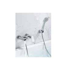 Смеситель для ванны и душа из латуни с лейкой и шлангом GANZER GZ22032 цвет хром