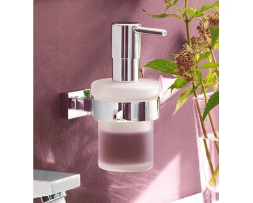 Дозатор для жидкого мыла Grohe Essentials 40448001 с держателем