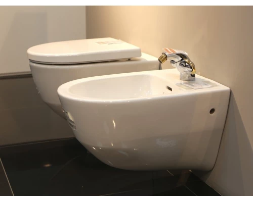 Биде Laufen Pro New 8.3095.2.000.302.1 подвесное