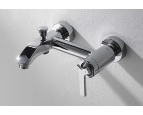 Смеситель Bravat Waterfall F673107C-01 для ванны