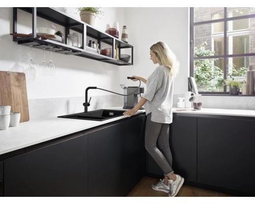 Кухонный смеситель Hansgrohe Talis M54, 72808670, с вытяжным изливом, черный матовый
