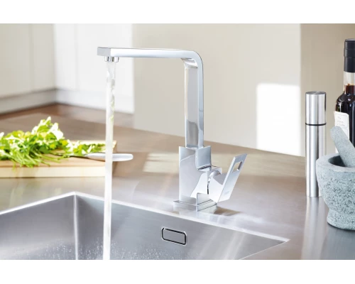 Смеситель для кухни Grohe Eurocube 31255000