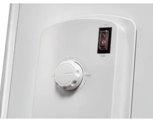 Водонагреватель электрический Electrolux EWH 200 AXIOmatic Proff НС-1151209, трехфазный, накопительный, материал внутреннего бака эмаль