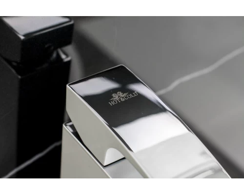 10.113 Смеситель для раковины