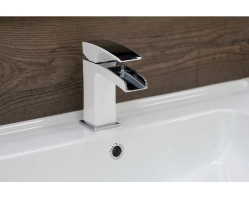 10.112 Смеситель для раковины