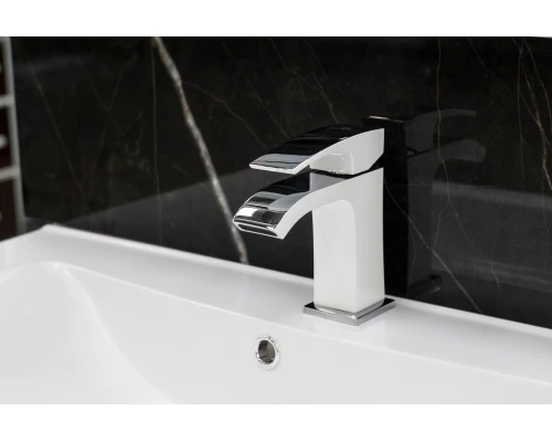 10.111 Смеситель для раковины