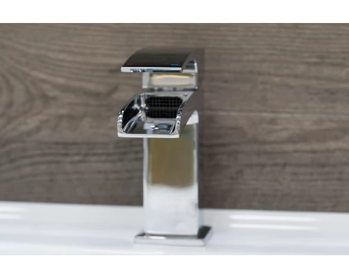 10.012 Смеситель для раковины