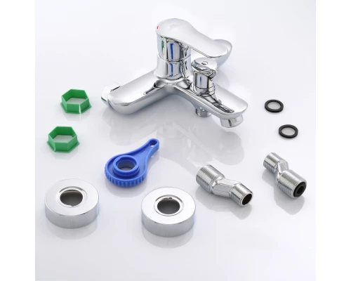 15.006 Смеситель для ванны