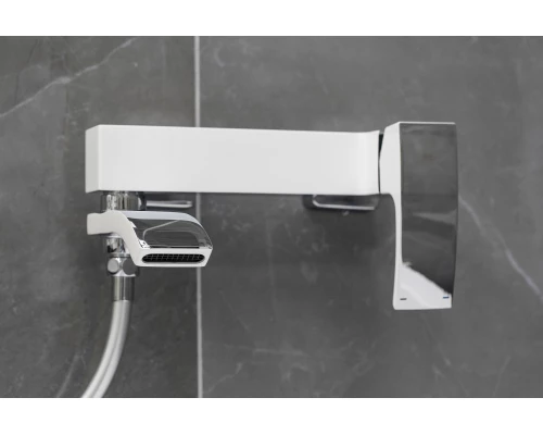 10.106 Смеситель для ванны