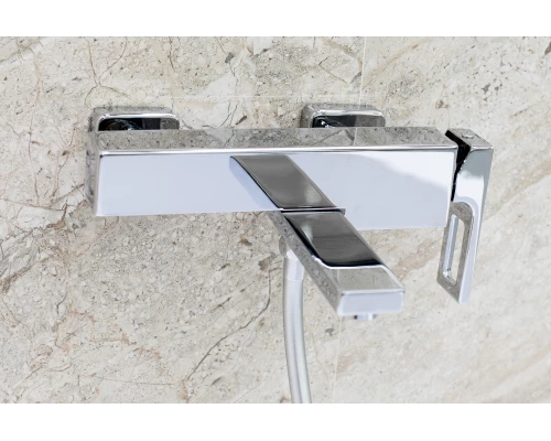 11.006 Смеситель для ванны