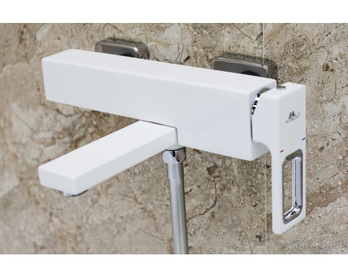 11.106 Смеситель для ванны