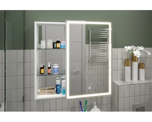 Зеркальный шкаф Misty Аперио - 800х800 правый LED с розеткой МВК007