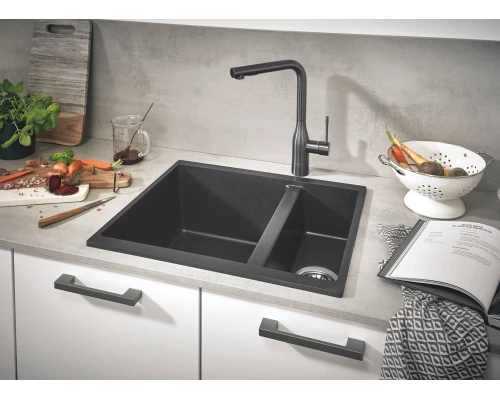 Мойка кухонная из искусственного гранита Grohe K500 31648AP0, 55,5 x 46 см, с корзинчатым вентилем и сливным гарнитуром, черный гранит