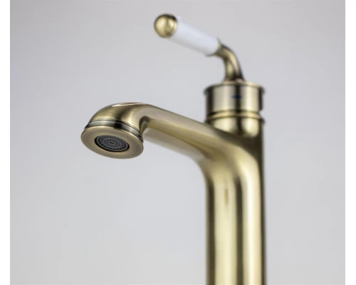 Смеситель для раковин ESKO PRAGUE (PG 26)