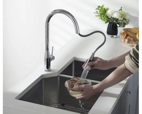 Смеситель для кухни с выдвижной лейкой Timo Saona хром (2336/00FL)