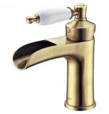 Смеситель для раковины Boheme Vogue 201