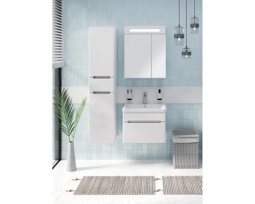 Пенал напольный белый с бельевой корзиной R Runo Парма УТ000002867