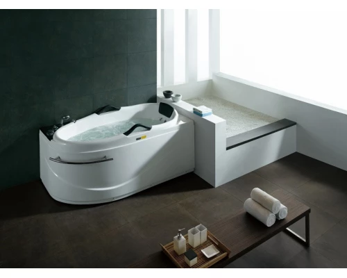 Акриловая гидромассажная ванна 173x88 см SSWW A307RBH608F