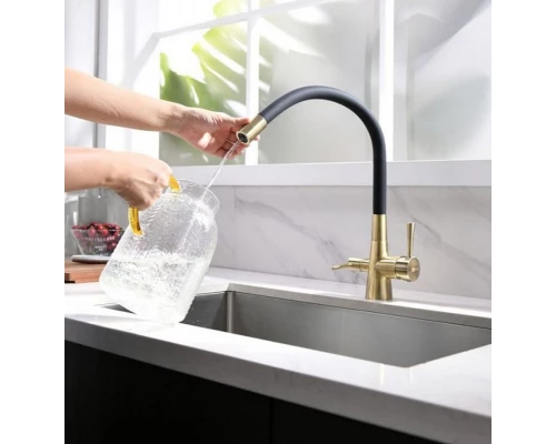 Смеситель Lemark Comfort LM3075C-Yellow для кухонной мойки, с подключением к фильтру питьевой воды, хром/желтый