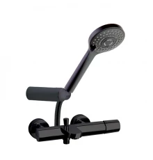 Смеситель для душа наружнего монтажа с душевым комплектом TZAR 340501BTNM матовый черный