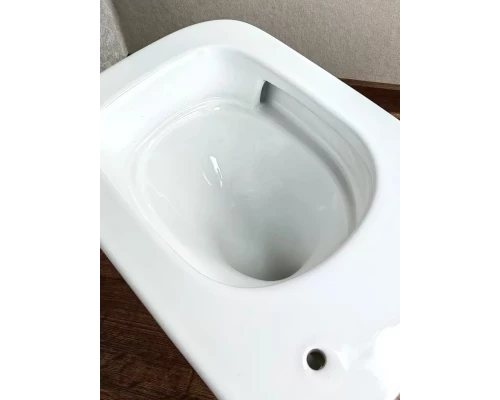 Унитаз подвесной торнадо ES.M Typhoon-SQ  40303ES-49 безободковый  сиденье микролифт